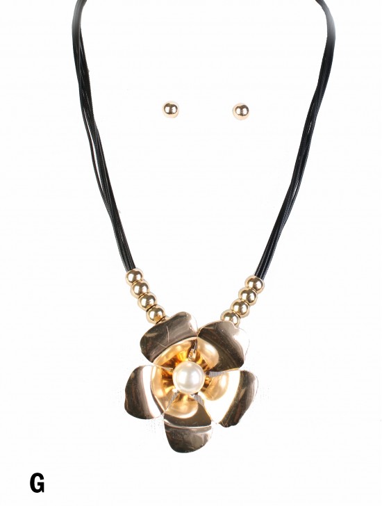 Multi-Rope Solid Flower Pendant Necklace & Earring Set